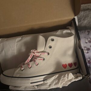 Converse Kids Sneakers - White with Red Hearts